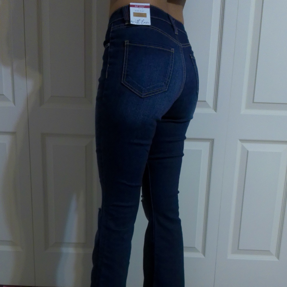 YMI - Women’s Essential Fray Hem Flare - Regular